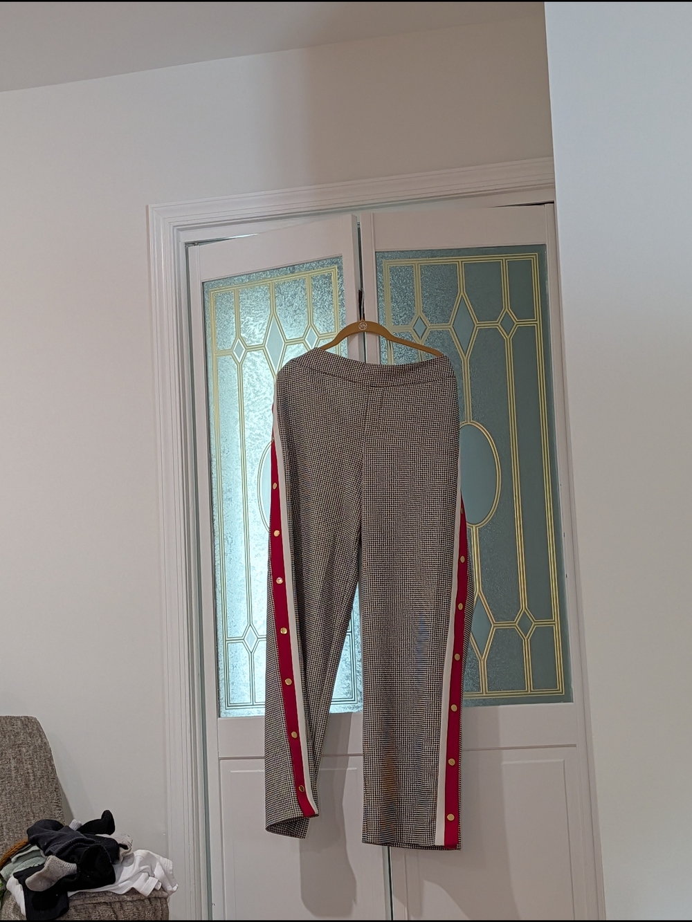Iman Black & White Houndstooth Snap-Trim Joggers with Red Accents - Picture 5 of 10